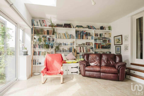 Property Image 12