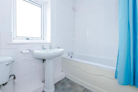 125MapleCrescent-JPT-40.jpg