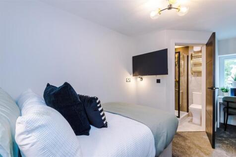459RochdaleOldRoad-HMO-129.JPG