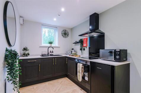 459RochdaleOldRoad-HMO-40.JPG