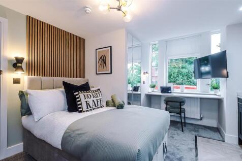 459RochdaleOldRoad-HMO-105.JPG