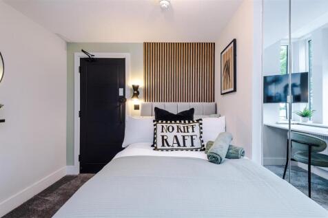 459RochdaleOldRoad-HMO-112.JPG