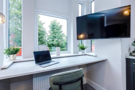 459RochdaleOldRoad-HMO-110.JPG