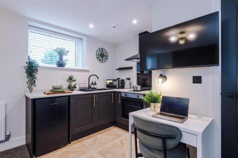 459RochdaleOldRoad-HMO-69.JPG