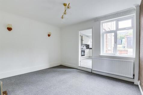 85 Kent Road 14.jpg