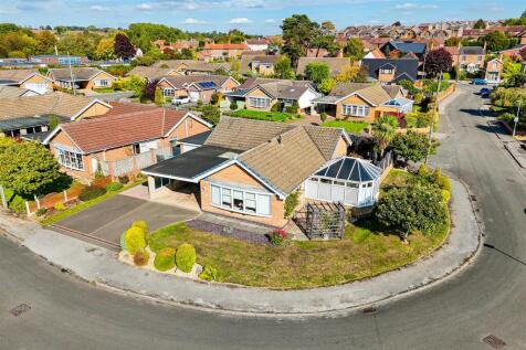 DJI_20250930141750_0420_D-DJI_20250930141751_0424_