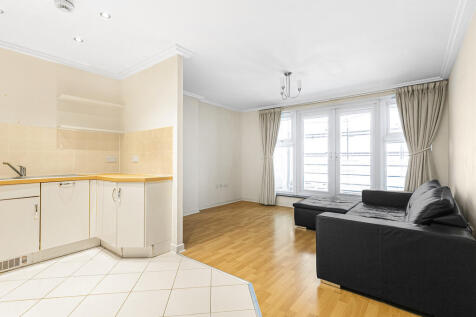 Reception/Kitchen