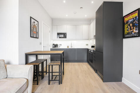 Reception/Kitchen
