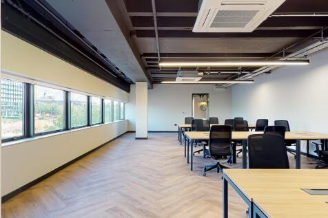 18 Person Office