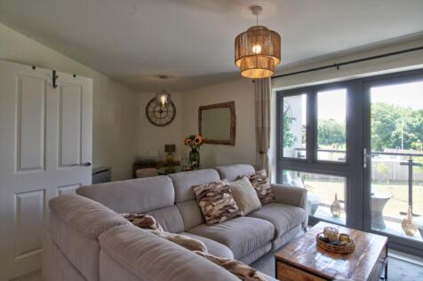 Property Image 8