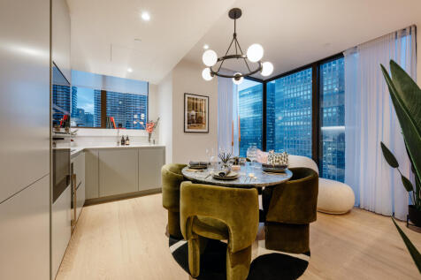 Kitchen/Dining Area