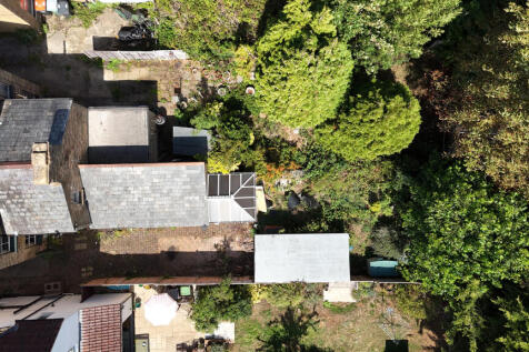 dji_fly_20250808_131212_0005_1754654910751_photo.j