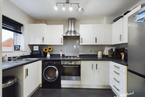 CAM02773G0-PR0236-STILL012