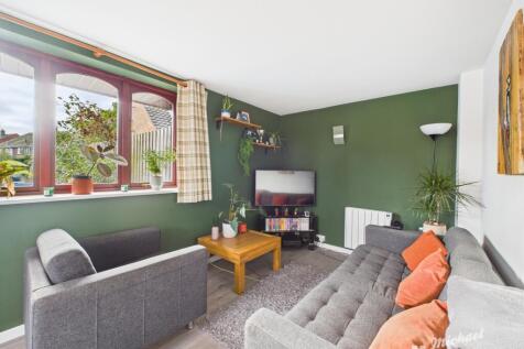 CAM02773G0-PR0373-STILL003