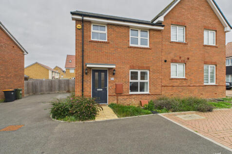 CAM02773G0-PR0370-STILL002