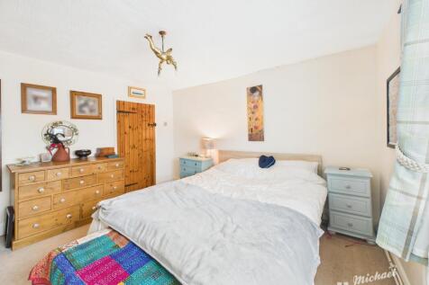 CAM02773G0-PR0378-STILL002