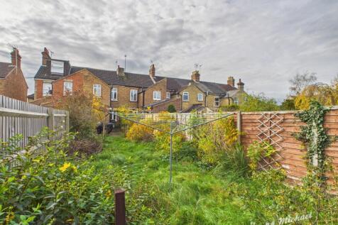 CAM02773G0-PR0376-STILL047