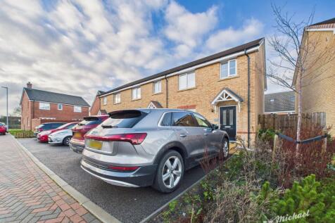 CAM02773G0-PR0391-STILL015