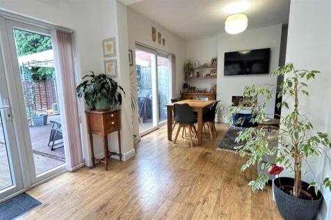 Open Plan Kitchen Dining Room