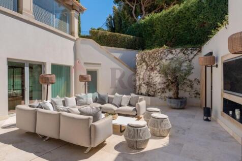 Outdoor Relax Area