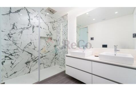 2nd Bathroom