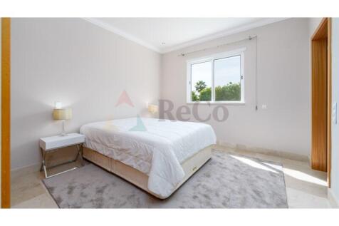 En-suite Bedroom 2