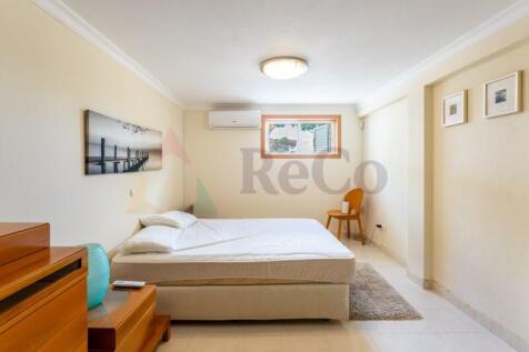 Fourth bedroom