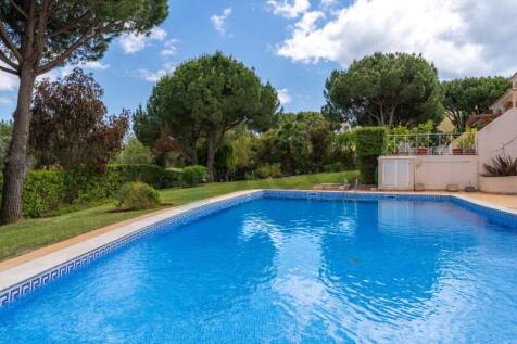 Communal pool