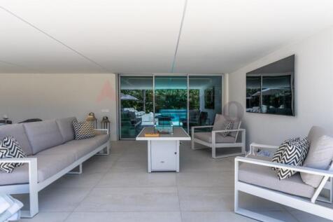 Outdoor seating