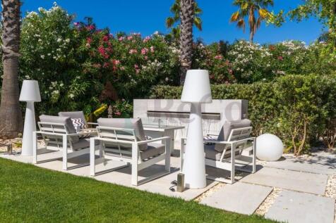 Outdoor seating