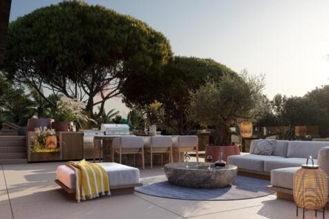 Outdoor lounge area