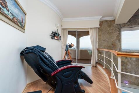 Property Image 37