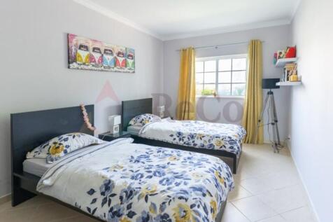 Bedroom4