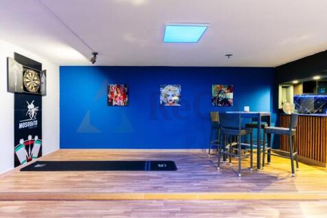 Entertaining Room