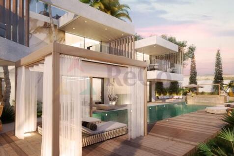 External pool view