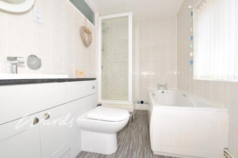 Flat Bathroom