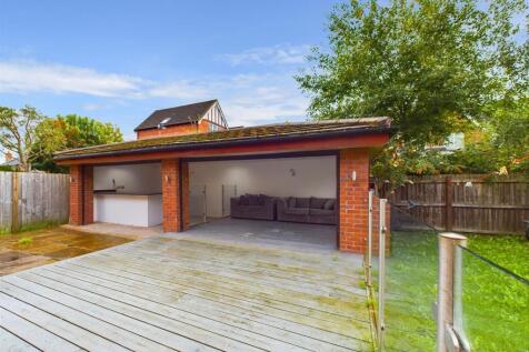 Outbuilding