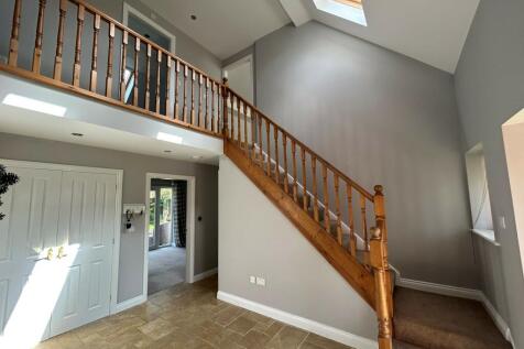 Stairs T202308221516.jpg
