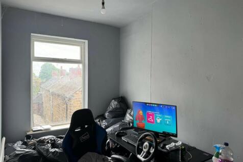 Bedroom T202406111108.jpg