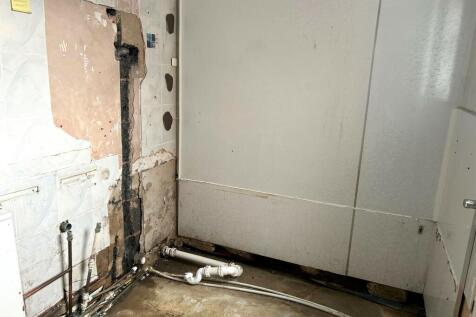 Bathroom T202411211524.jpg