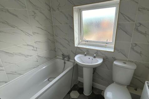 Bathroom T202411291529.jpg