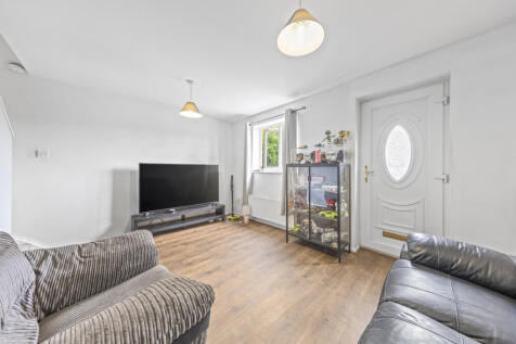 Living Room3 T202508261553.jpg