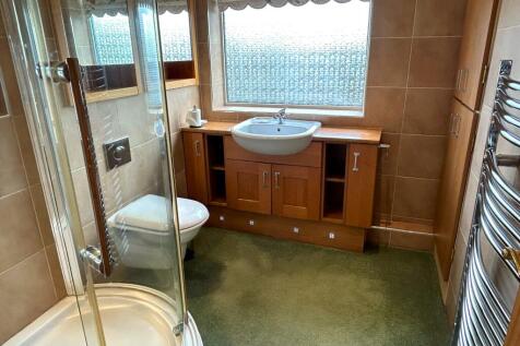 Bathroom T202509120937.jpg