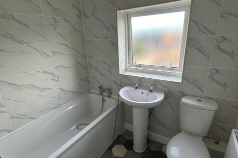 Bathroom T202411291529.jpg