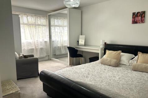 Bed 2 T202509300956.jpg
