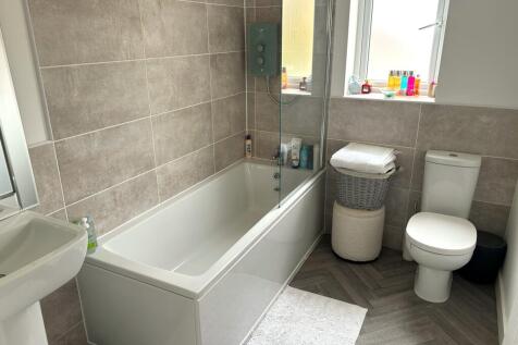 Bathroom T202509300957.jpg