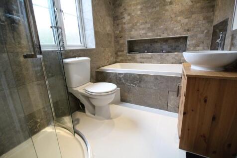 En-Suite Bathroom