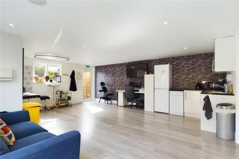 Cabin / Summer House
