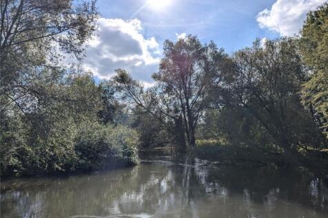 Theale Lakes