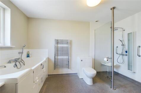 En-Suite (Bed 5)